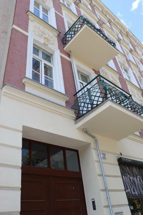 Nighthost- Trzebnicka 84 Apartment Wroclaw Ngoại thất bức ảnh